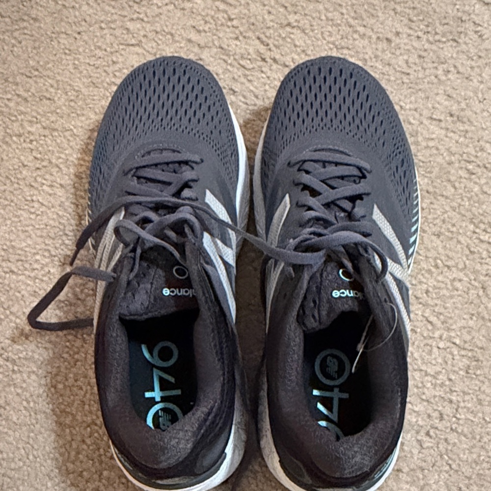 New Balance 940v4 women's running shoes size 11 wide